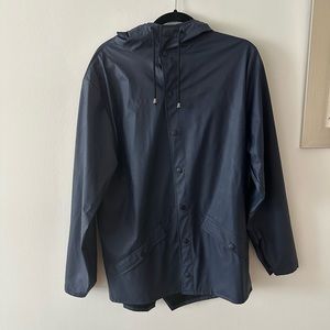 Rains Raincoat in Navy